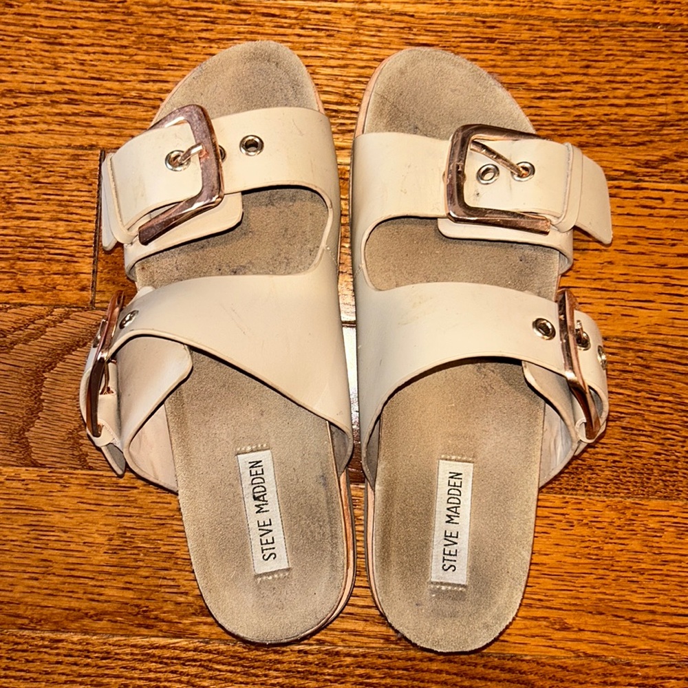 Steven Madden Buckle Sandal